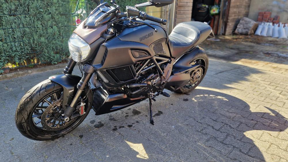 Motorrad verkaufen Ducati Diavel dark stealth Ankauf